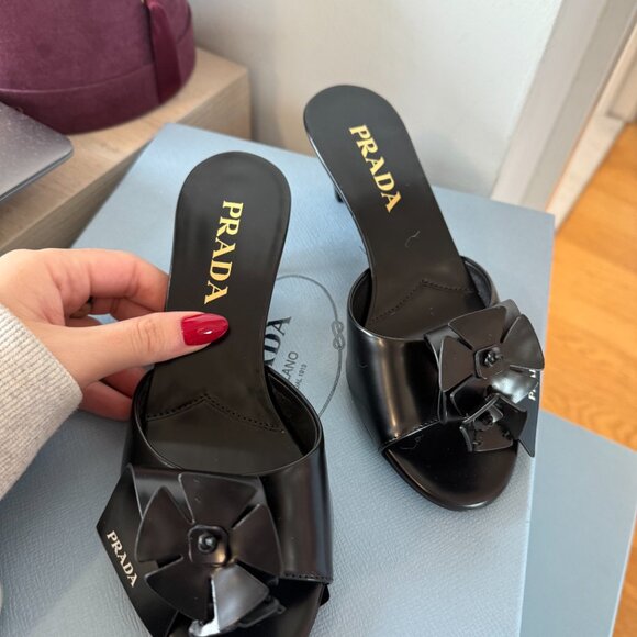 NWT Prada Slip-on Sandals Black Leather Flower Vamp Cone Heels  Sz 36 - Picture 7 of 11